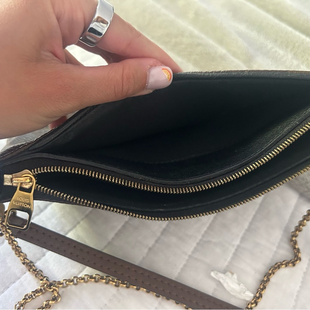 Authentic Louis Vuitton Pallas Clutch - Picture 7 of 16